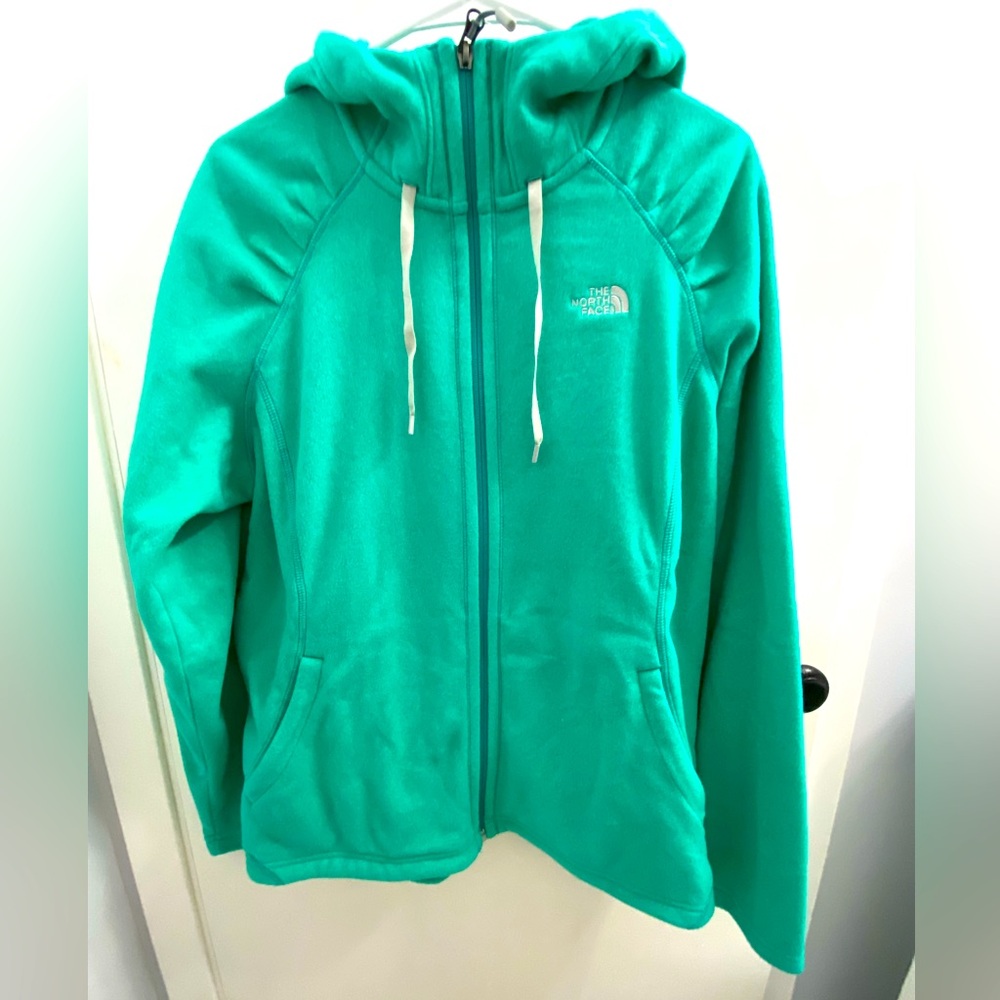 NWT The North Face Mezzaluna Hoodie - size XL